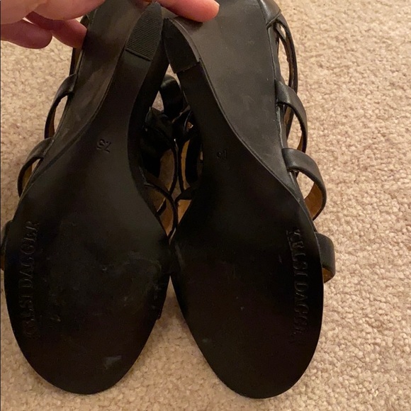 New Kelsi Dagger Heels - Picture 6 of 9